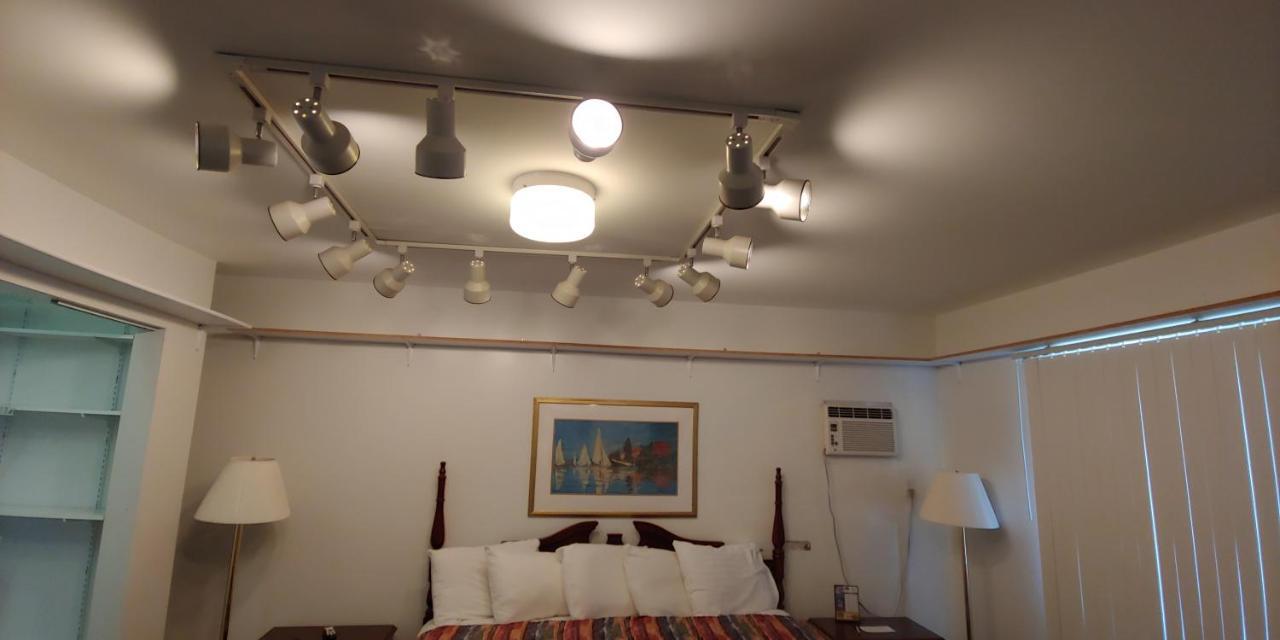 Sunrise Beach Motel 맥키노 시티 외부 사진
